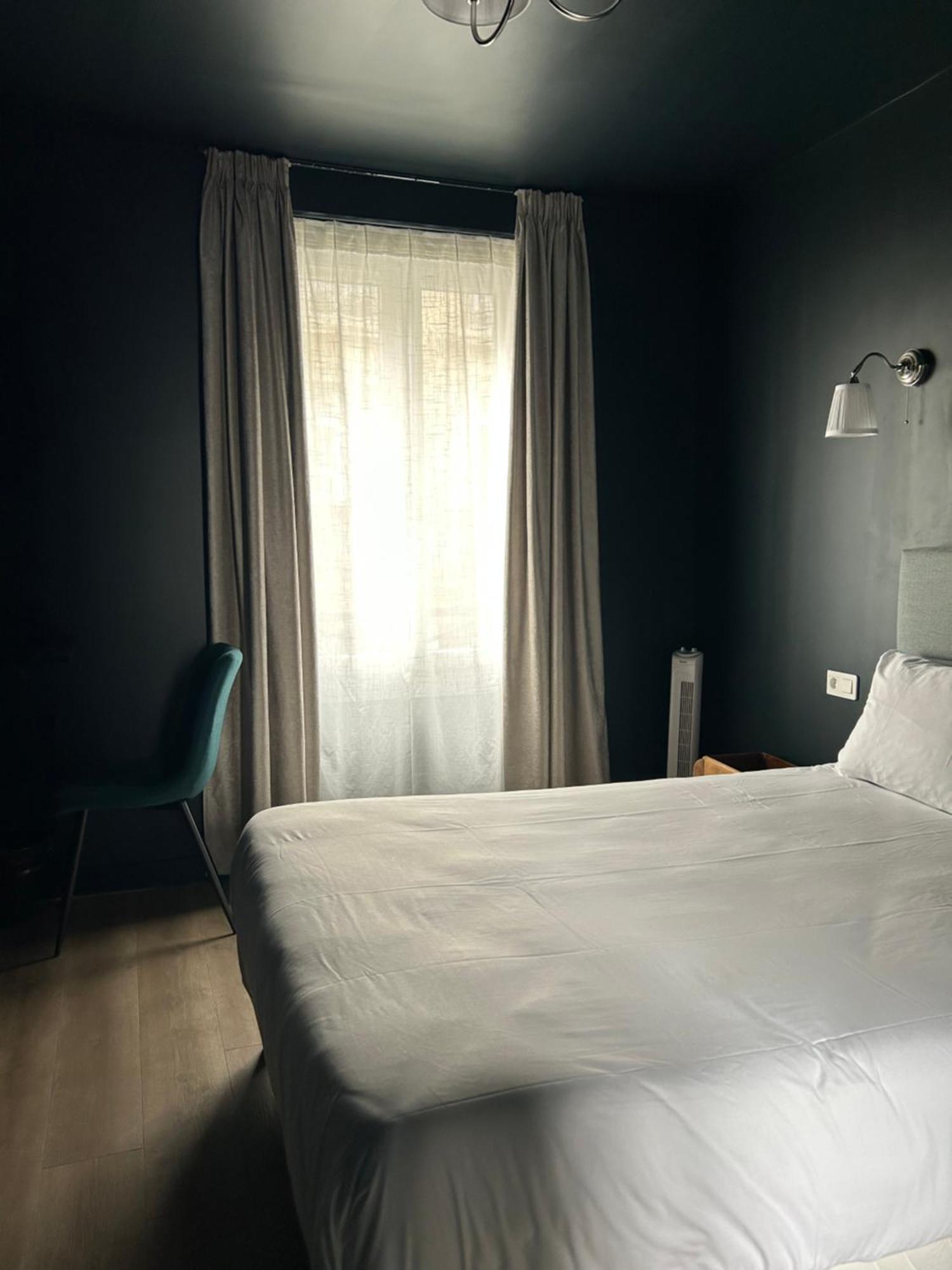 Hotel Maat Etoile Parigi Esterno foto